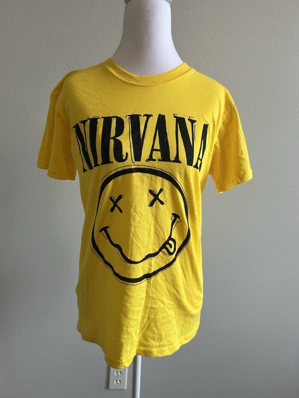 Officially Licensed Nirvana Nevermind Smiley Grunge Yellow T Shirt womens s